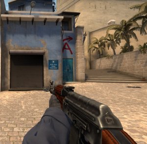 CS:GO'da ki AK-47 mi? CS:Source'de ki AK-47 mi?